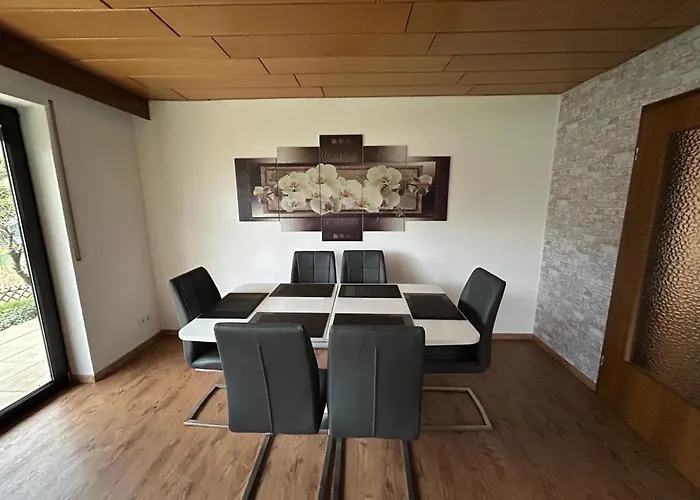 Апартаменты Ferien- Und Monteurwohnung Zum Waldblick *