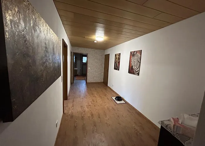 Ferien- Und Monteurwohnung Zum Waldblick Апартаменты *